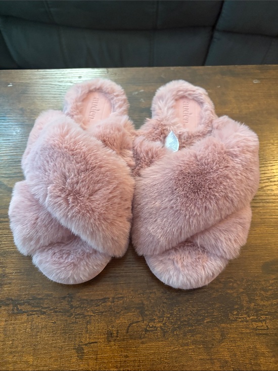 Auden Shoes - Auden Plush Crisscross Fuzzy Slide Slippers - Dusty Rose